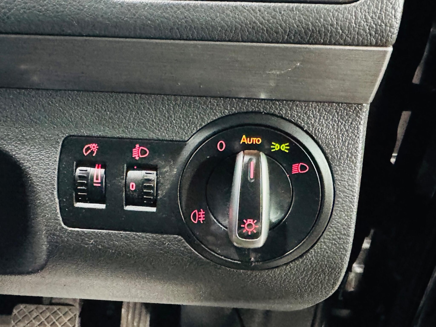 Used Volkswagen Touran 2015 for sale - 77331343: Photo 27