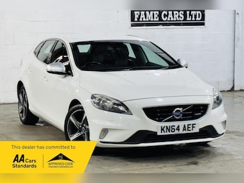 Used Volvo V40 2015 for sale - 77710388: Photo