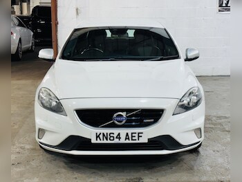 Used Volvo V40 2015 for sale - 77710388: Photo