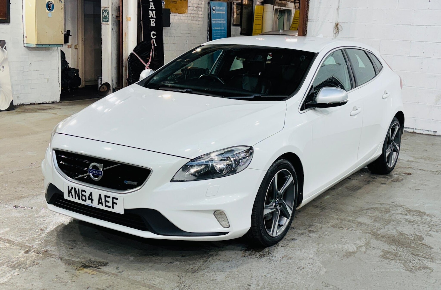 Used Volvo V40 for sale - 77710388: Photo 4