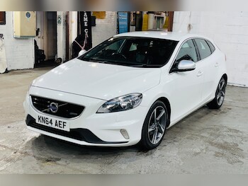 Used Volvo V40 2015 for sale - 77710388: Photo