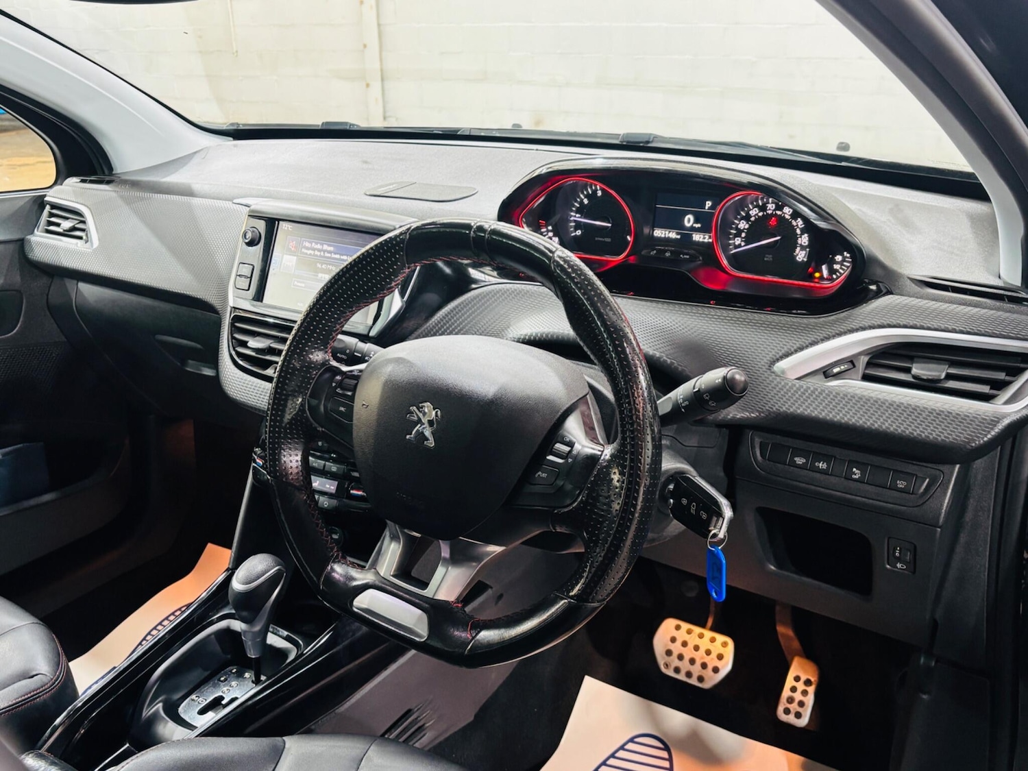 Used Peugeot 2008 2016 for sale - 77924915: Photo 11