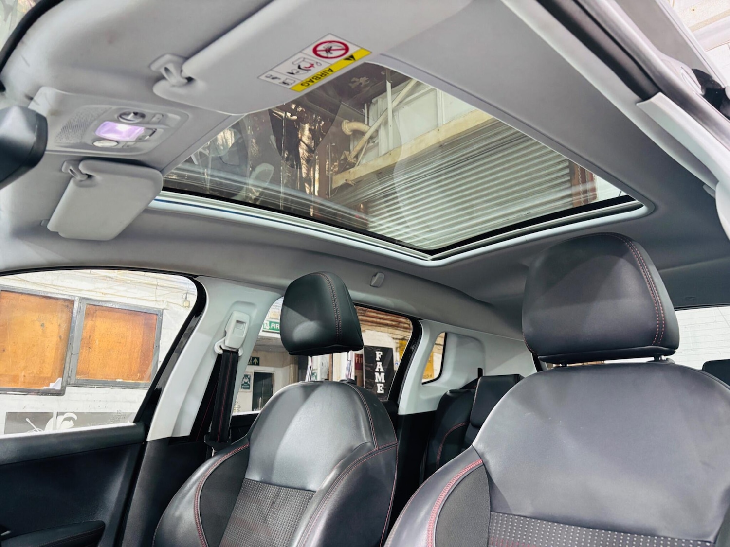 Used Peugeot 2008 2016 for sale - 77924915: Photo 17