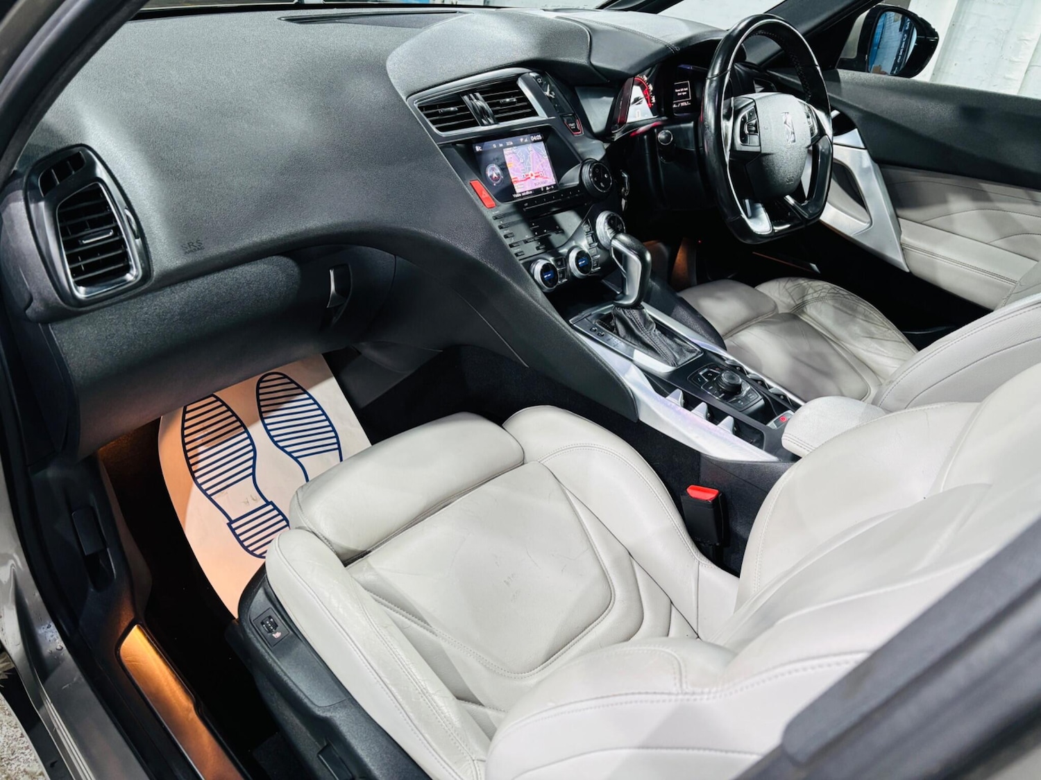 Used Citroen DS5 2013 for sale - 77190552: Photo 14