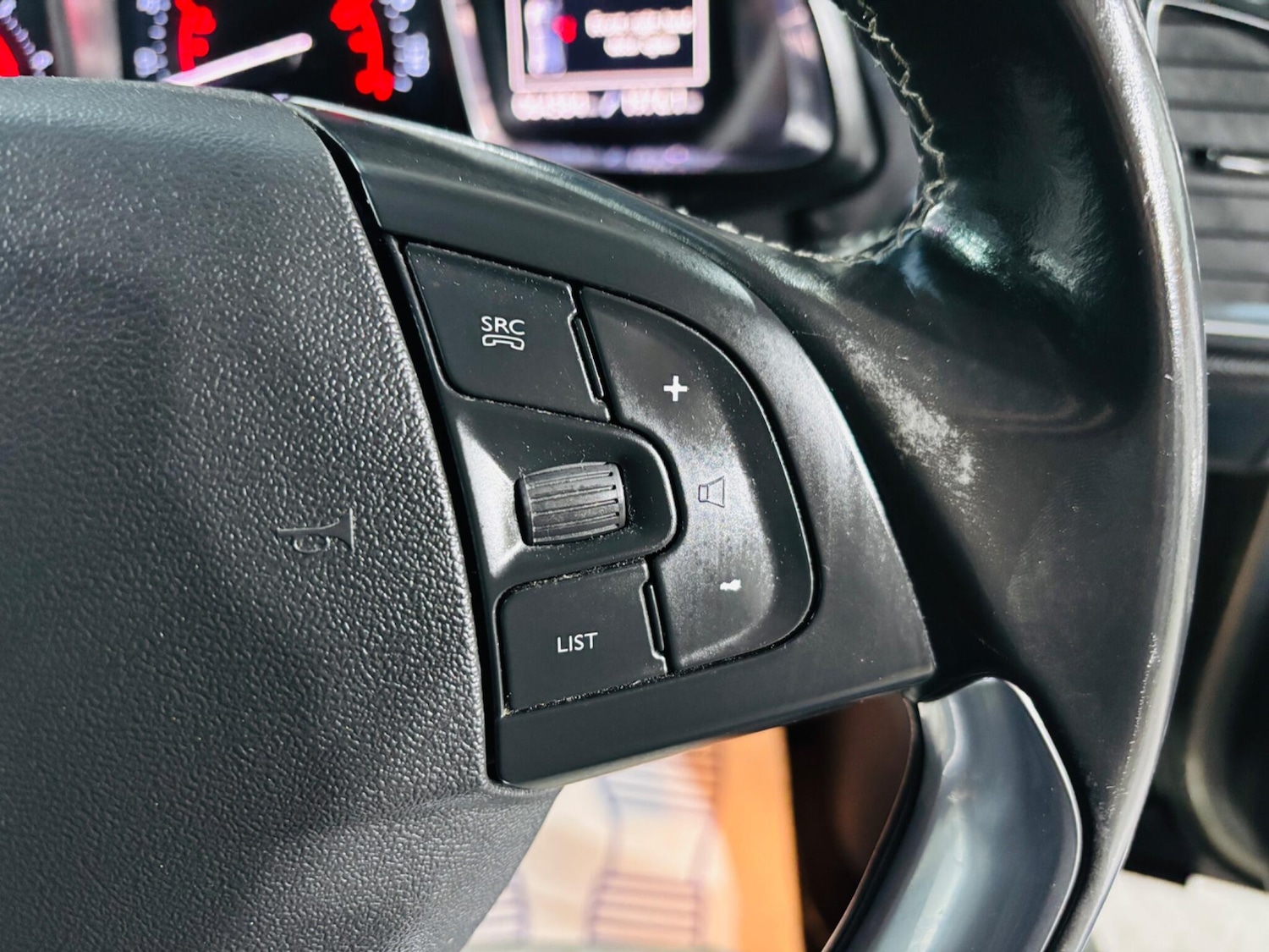 Used Citroen DS5 2013 for sale - 77190552: Photo 21