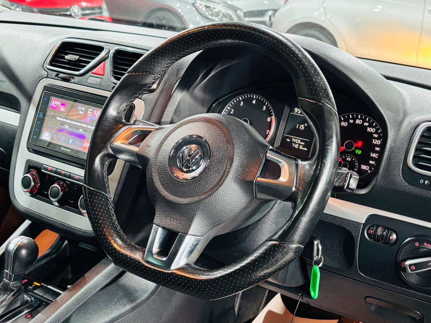 Used Volkswagen Scirocco 2010 for sale - 76887281: Photo 10