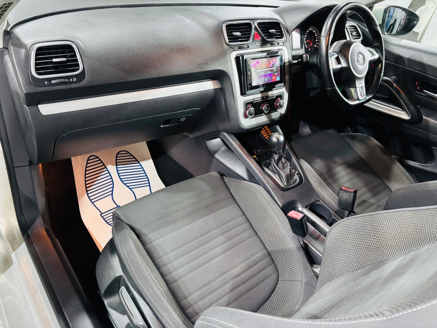 Used Volkswagen Scirocco 2010 for sale - 76887281: Photo 13