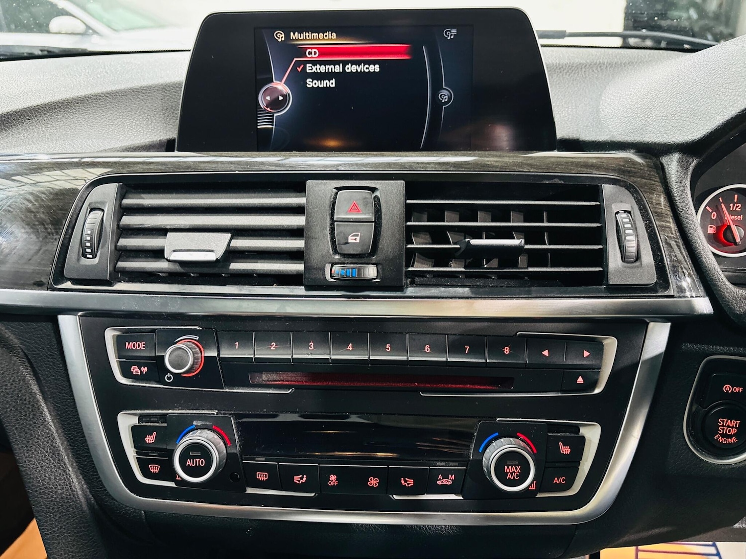 Used BMW 3 Series 2014 for sale - 76993801: Photo 23