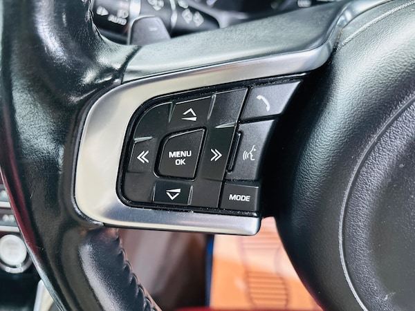 Used Jaguar XE 2016 for sale - 76226818: Photo 22