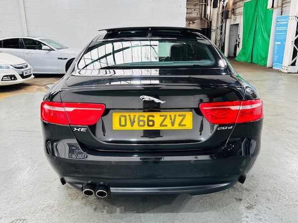 Used Jaguar XE 2016 for sale - 76226818: Photo 6