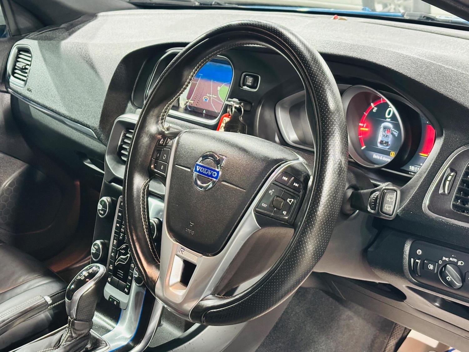 Used Volvo V40 for sale - 77659023: Photo 11