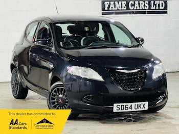 Used Chrysler Ypsilon 2014 for sale - 77131162: Photo