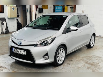 Used Toyota Yaris 2012 for sale - 79132883: Photo