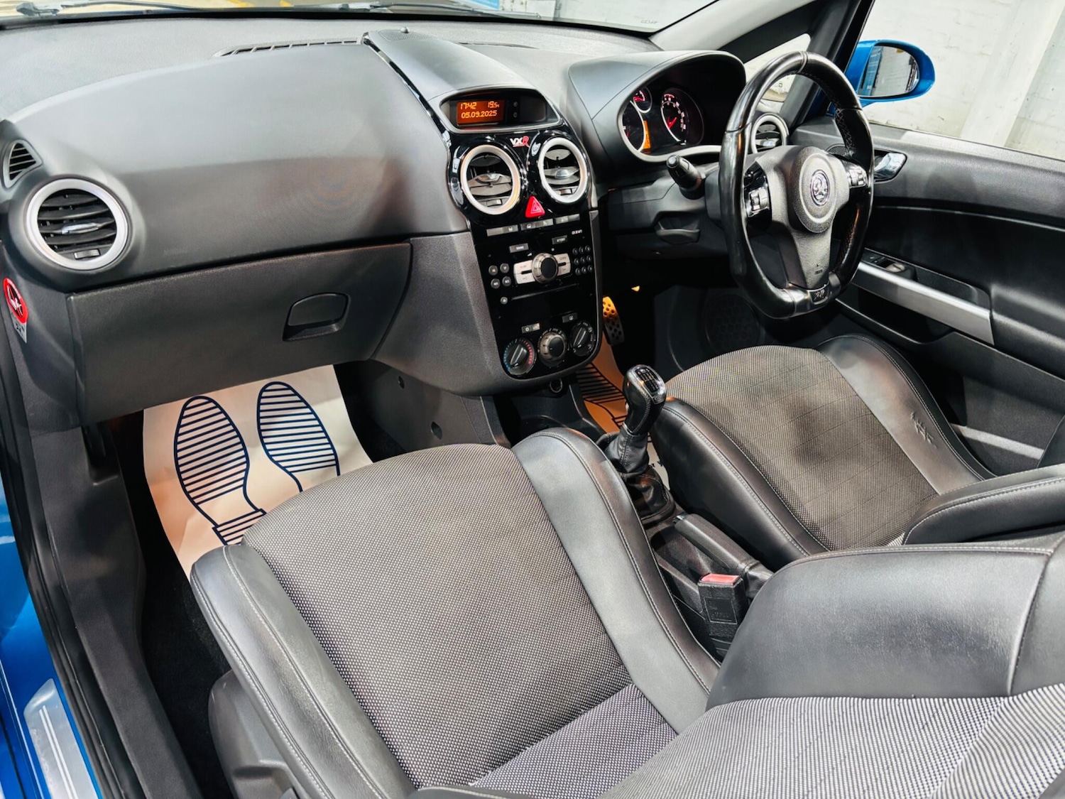 Used Vauxhall Corsa 2009 for sale - 76989342: Photo 14