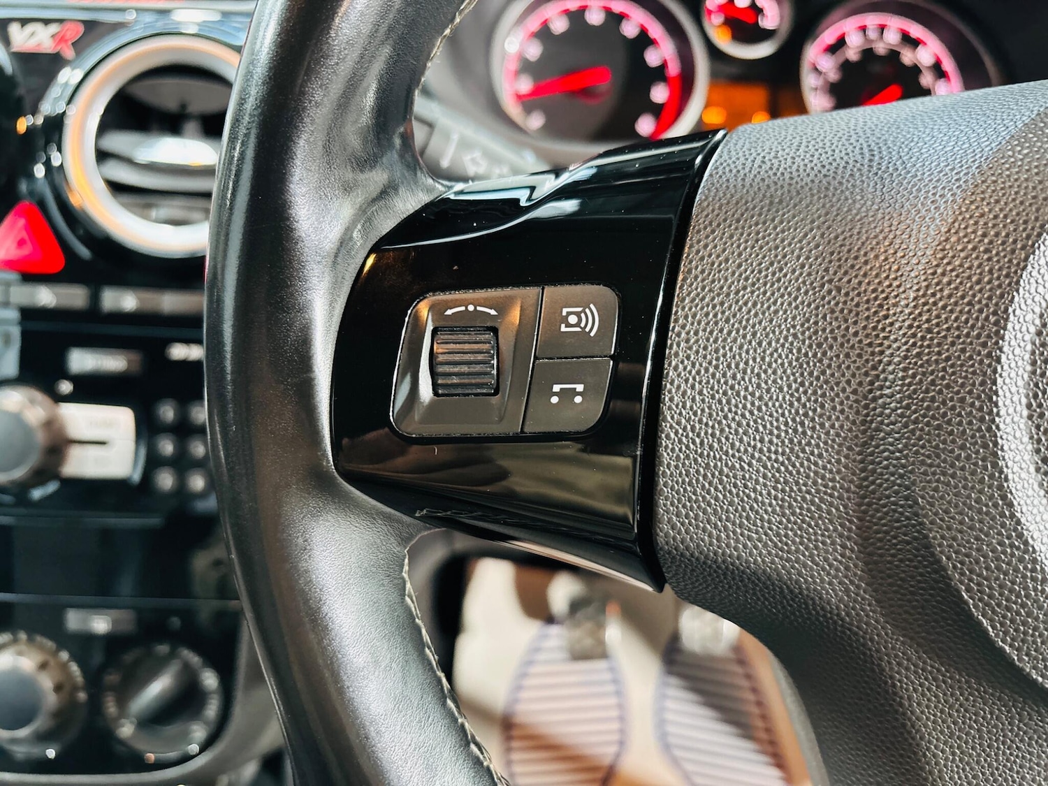 Used Vauxhall Corsa 2009 for sale - 76989342: Photo 21