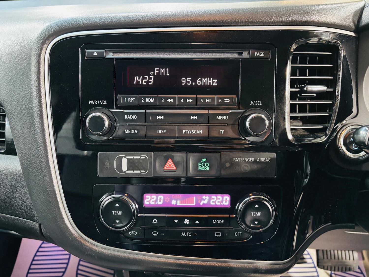 Used Mitsubishi Outlander 2016 for sale - 77753354: Photo 21