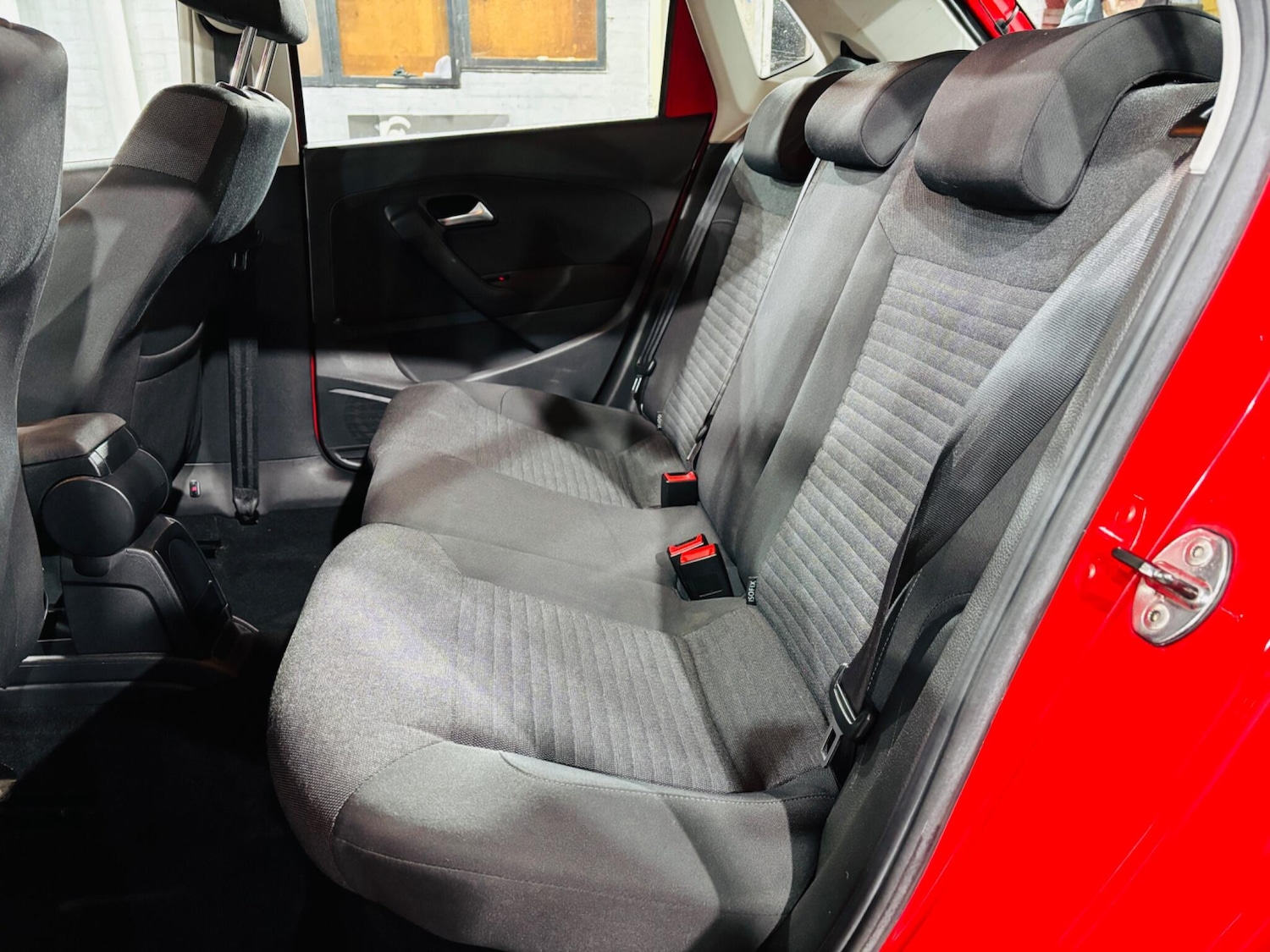 Used Volkswagen Polo 2010 for sale - 76802123: Photo 16