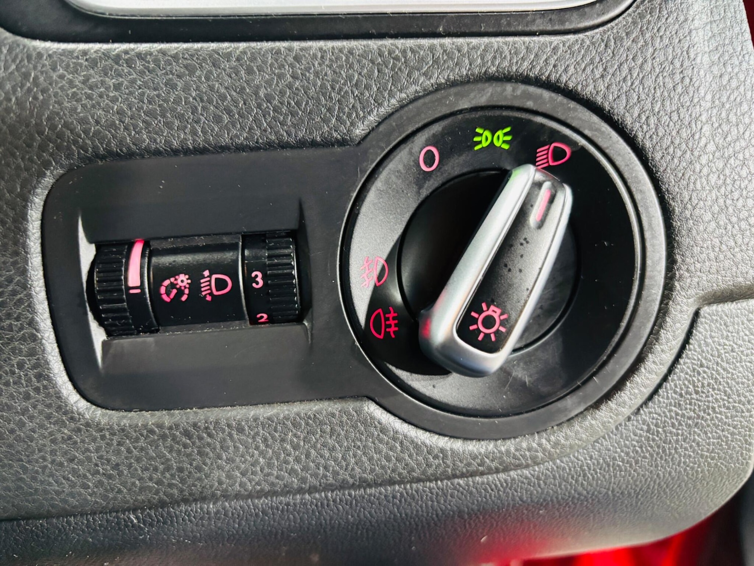 Used Volkswagen Polo 2010 for sale - 76802123: Photo 19