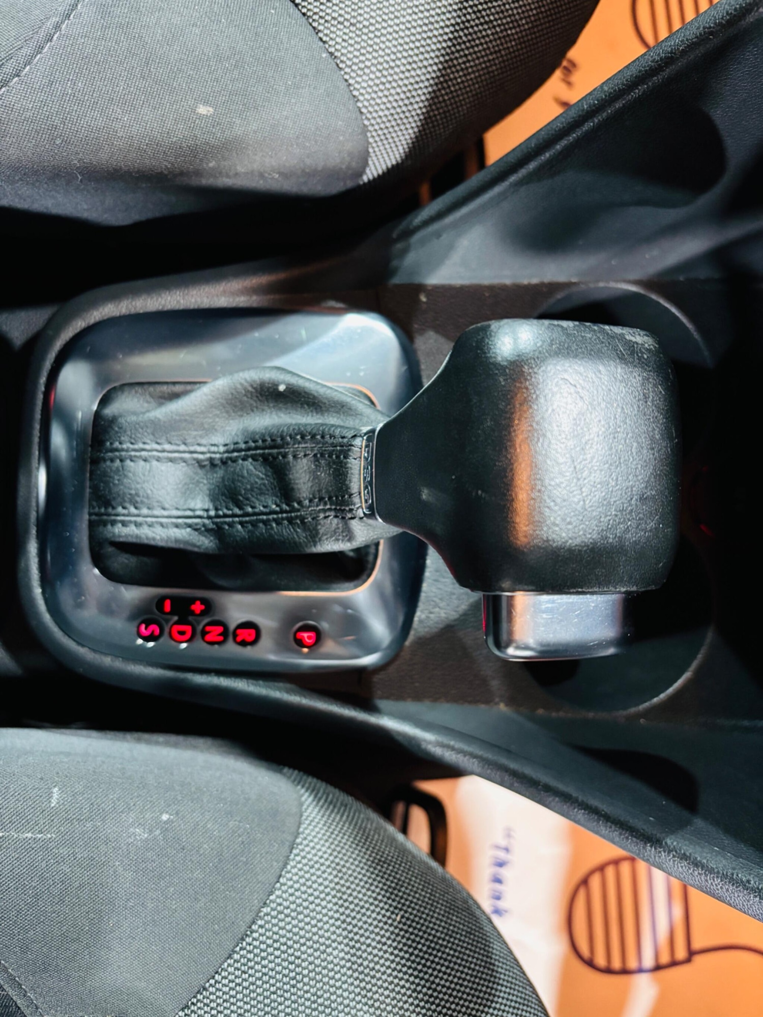 Used Volkswagen Polo 2010 for sale - 76802123: Photo 26