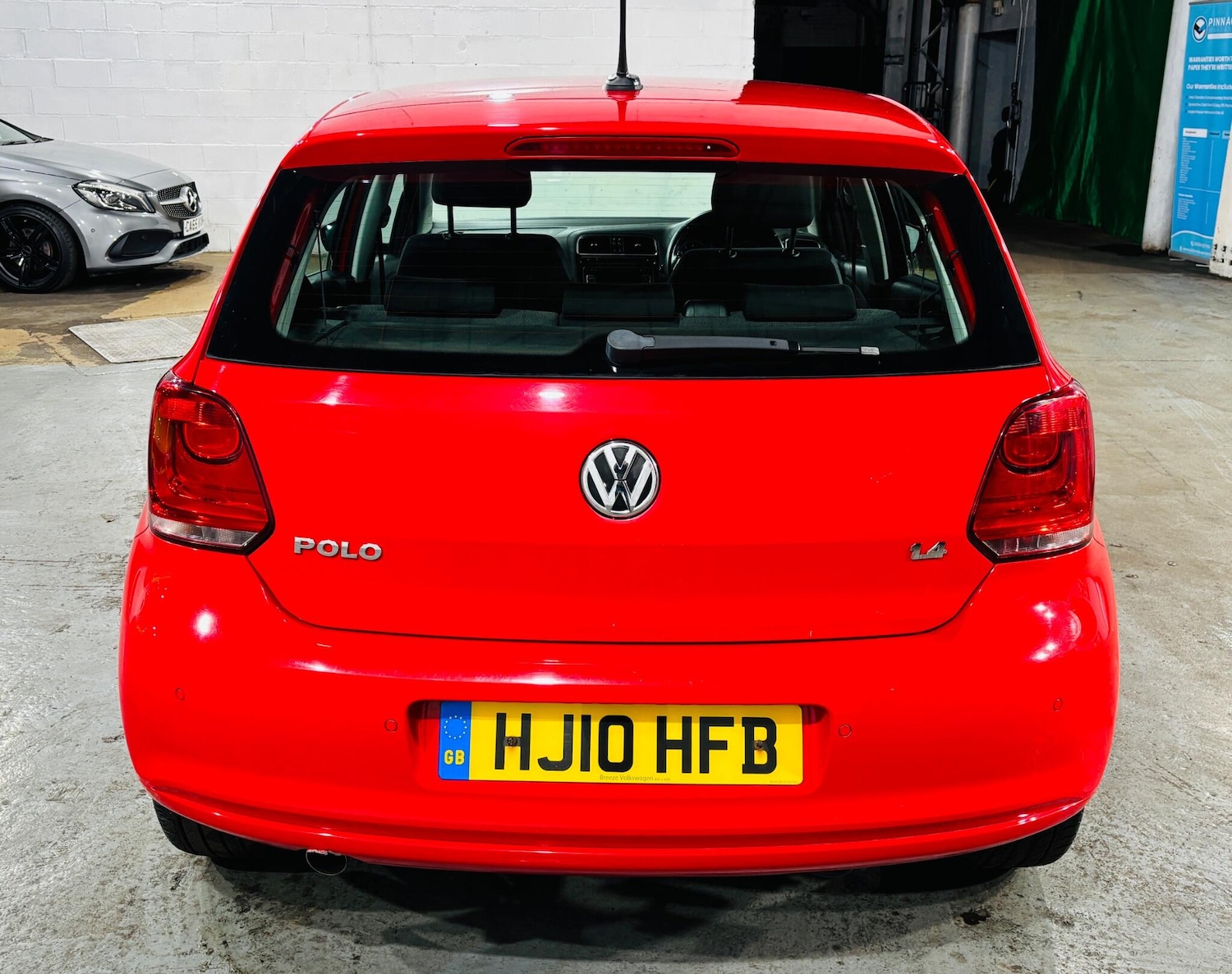 Used Volkswagen Polo 2010 for sale - 76802123: Photo 6