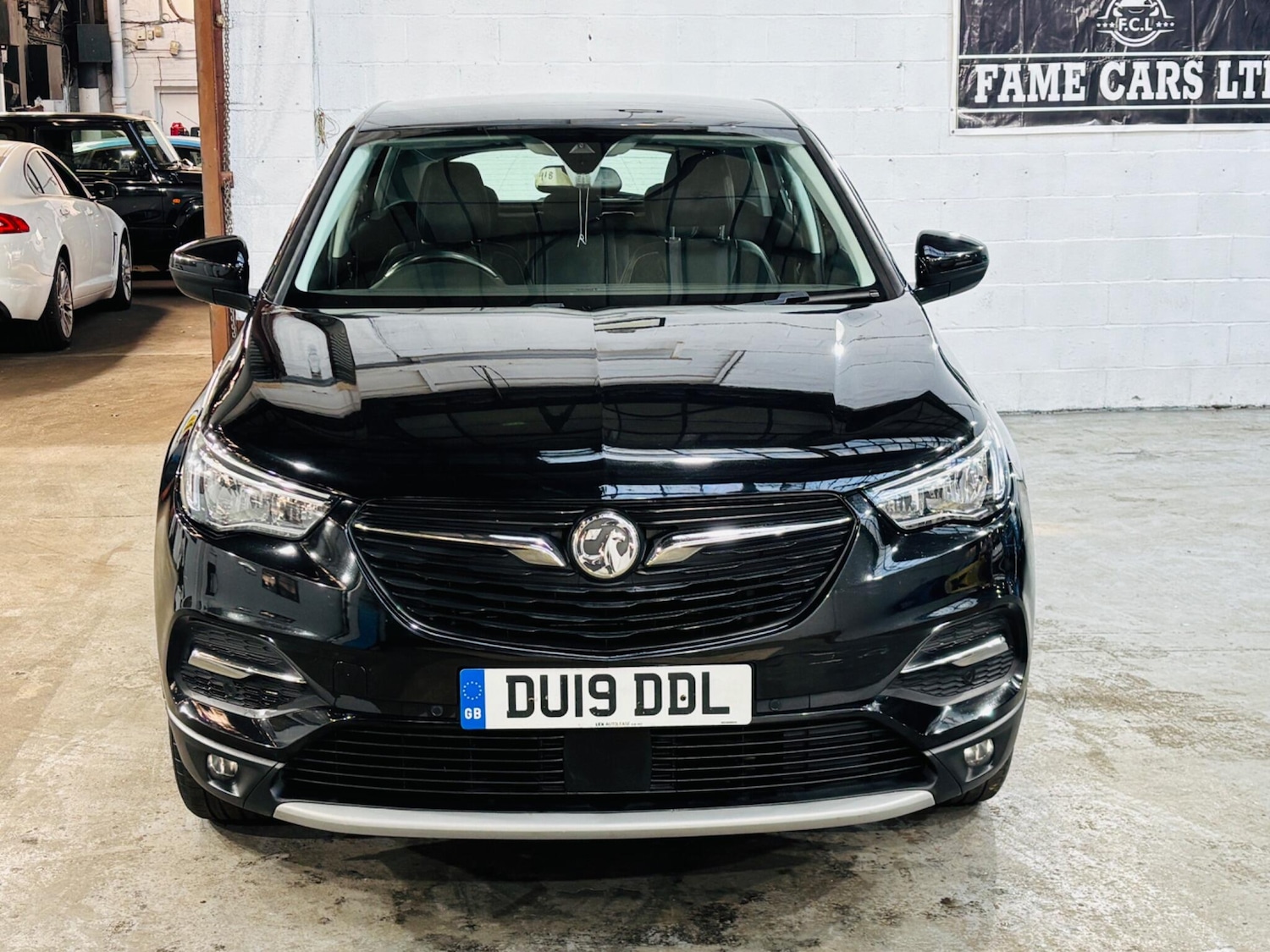 Used Vauxhall Grandland X 2019 for sale - 77926037: Photo 2