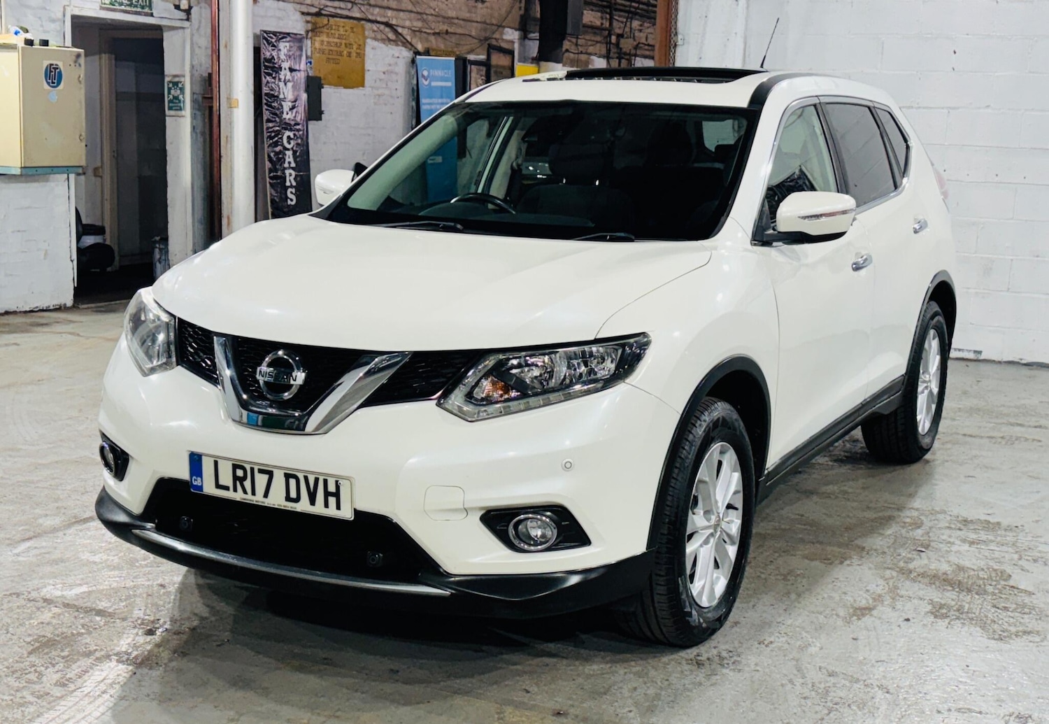 Used Nissan X-Trail 2017 for sale - 76990622: Photo 4