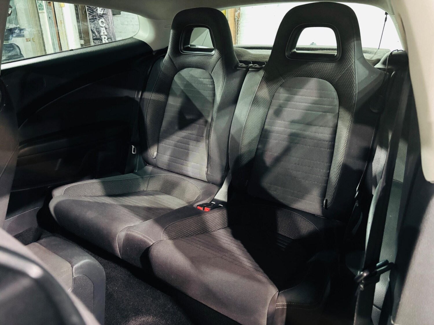 Used Volkswagen Scirocco 2012 for sale - 76714964: Photo 16