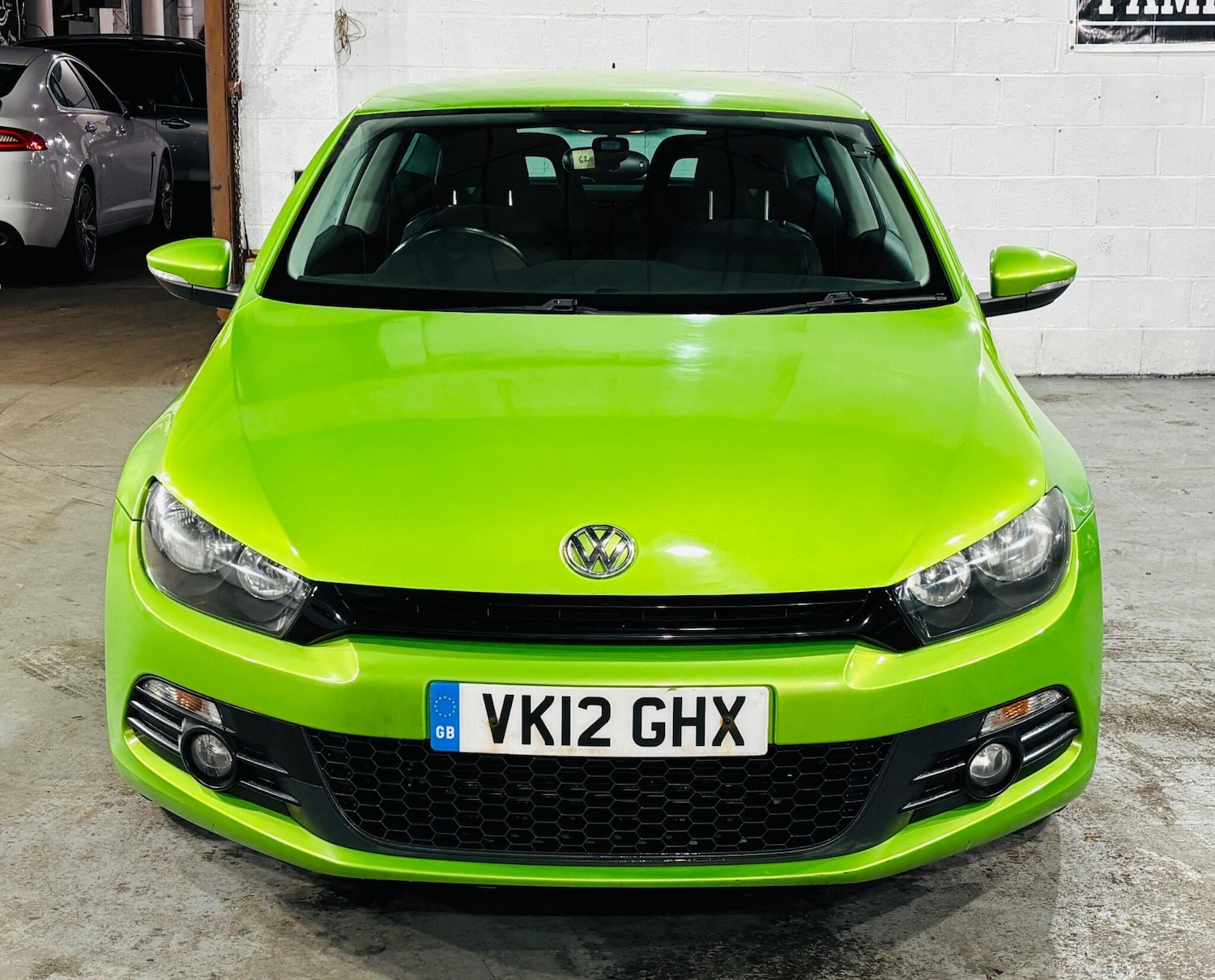 Used Volkswagen Scirocco 2012 for sale - 76714964: Photo 2