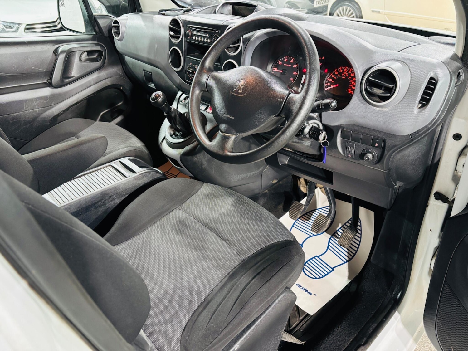 Used Peugeot Partner 2017 for sale - 77040631: Photo 10