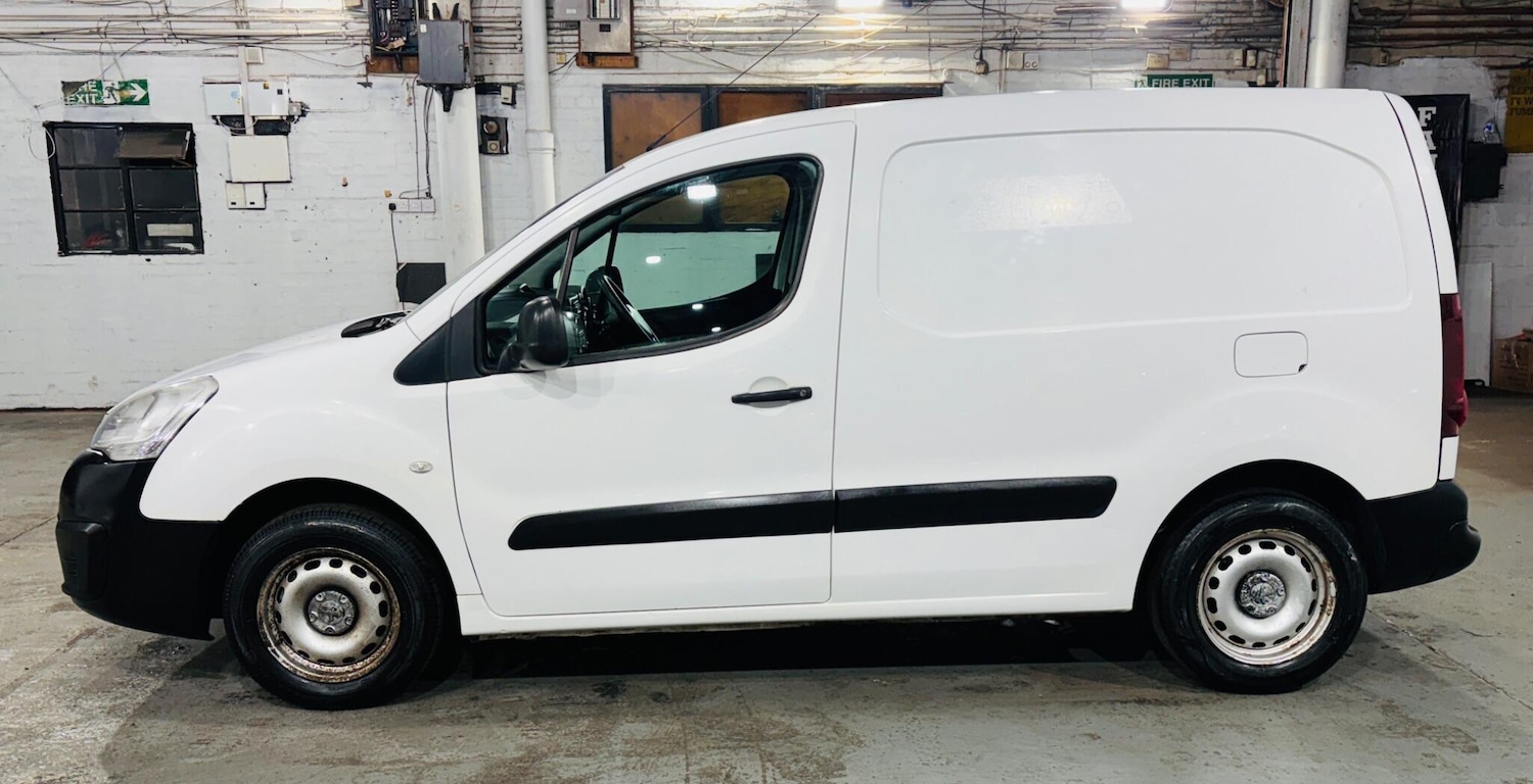 Used Peugeot Partner 2017 for sale - 77040631: Photo 9