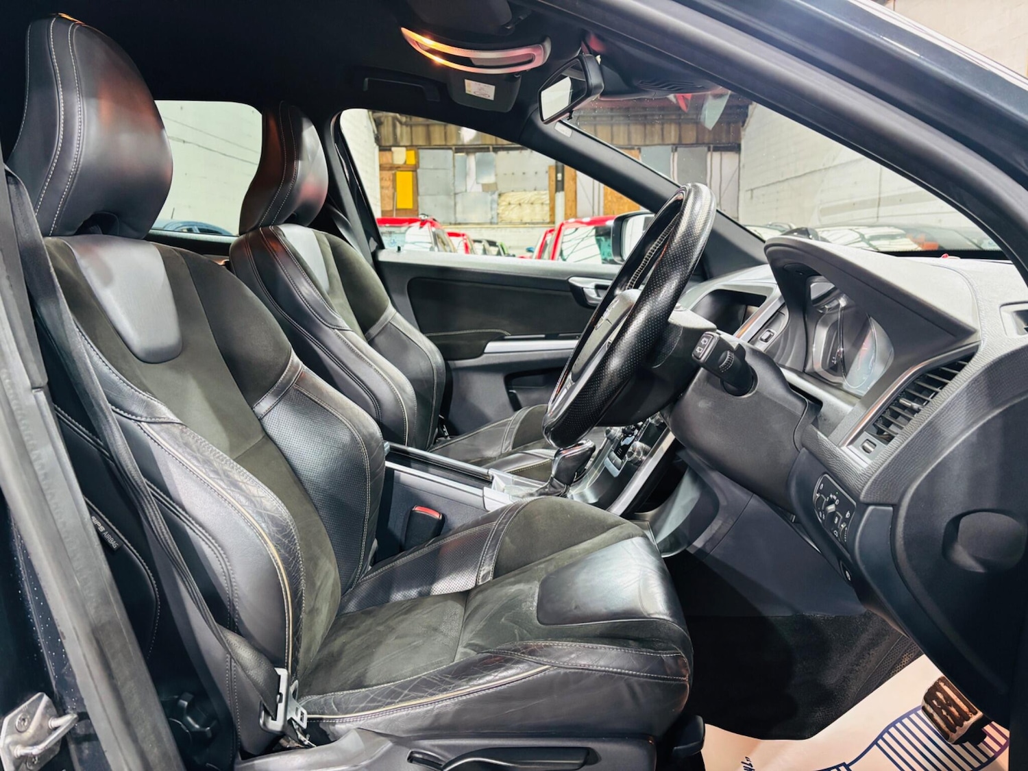 Used Volvo XC60 2014 for sale - 76633381: Photo 13