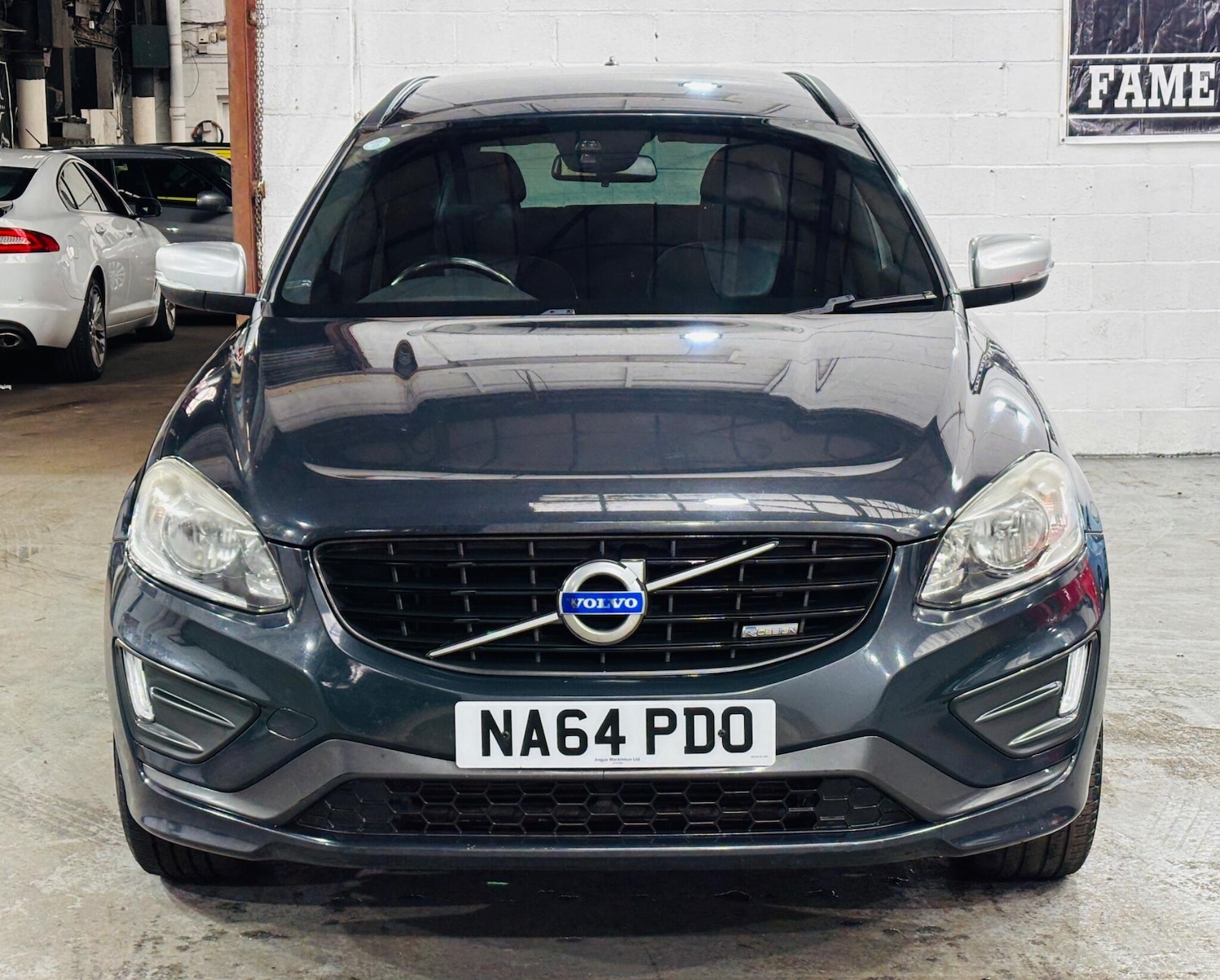 Used Volvo XC60 2014 for sale - 76633381: Photo 2