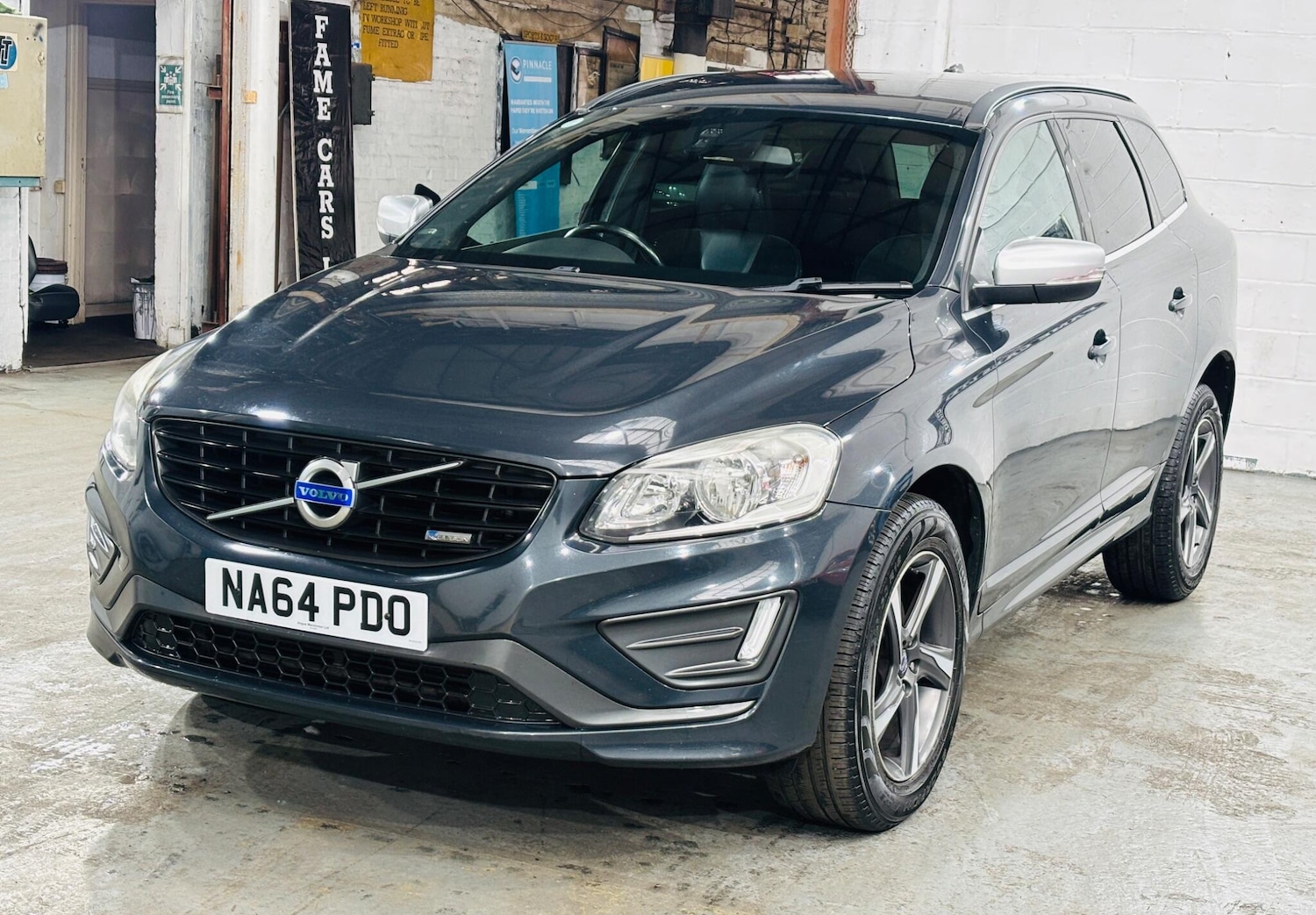 Used Volvo XC60 2014 for sale - 76633381: Photo 4