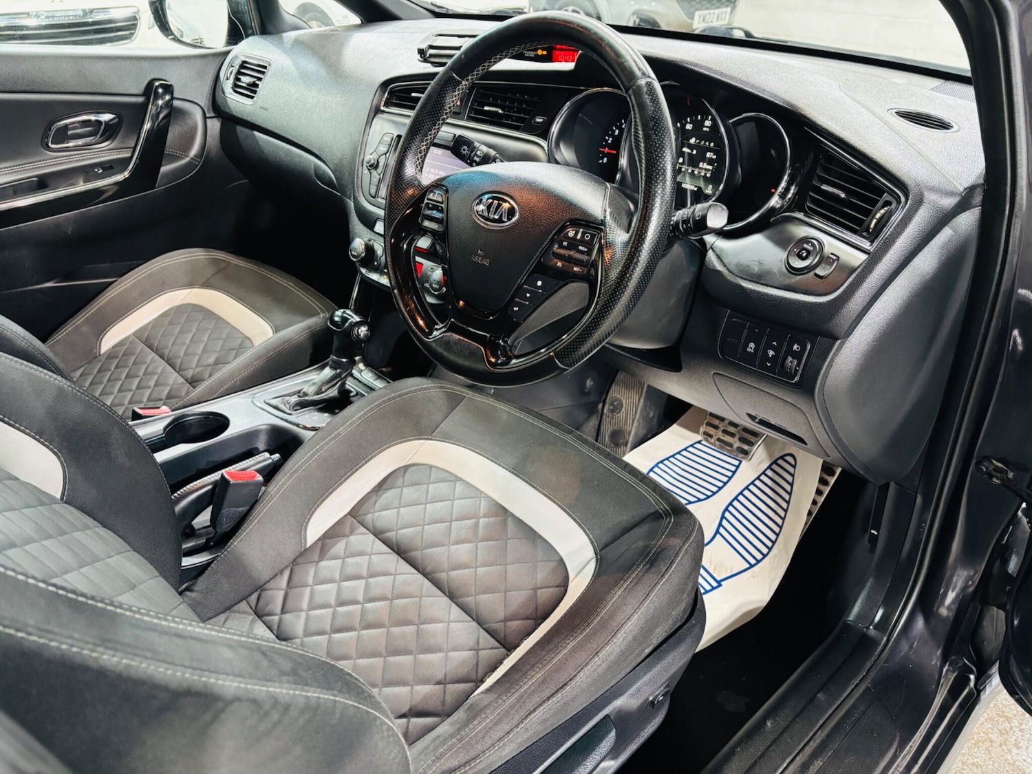 Used Kia Ceed for sale - 77016871: Photo 10