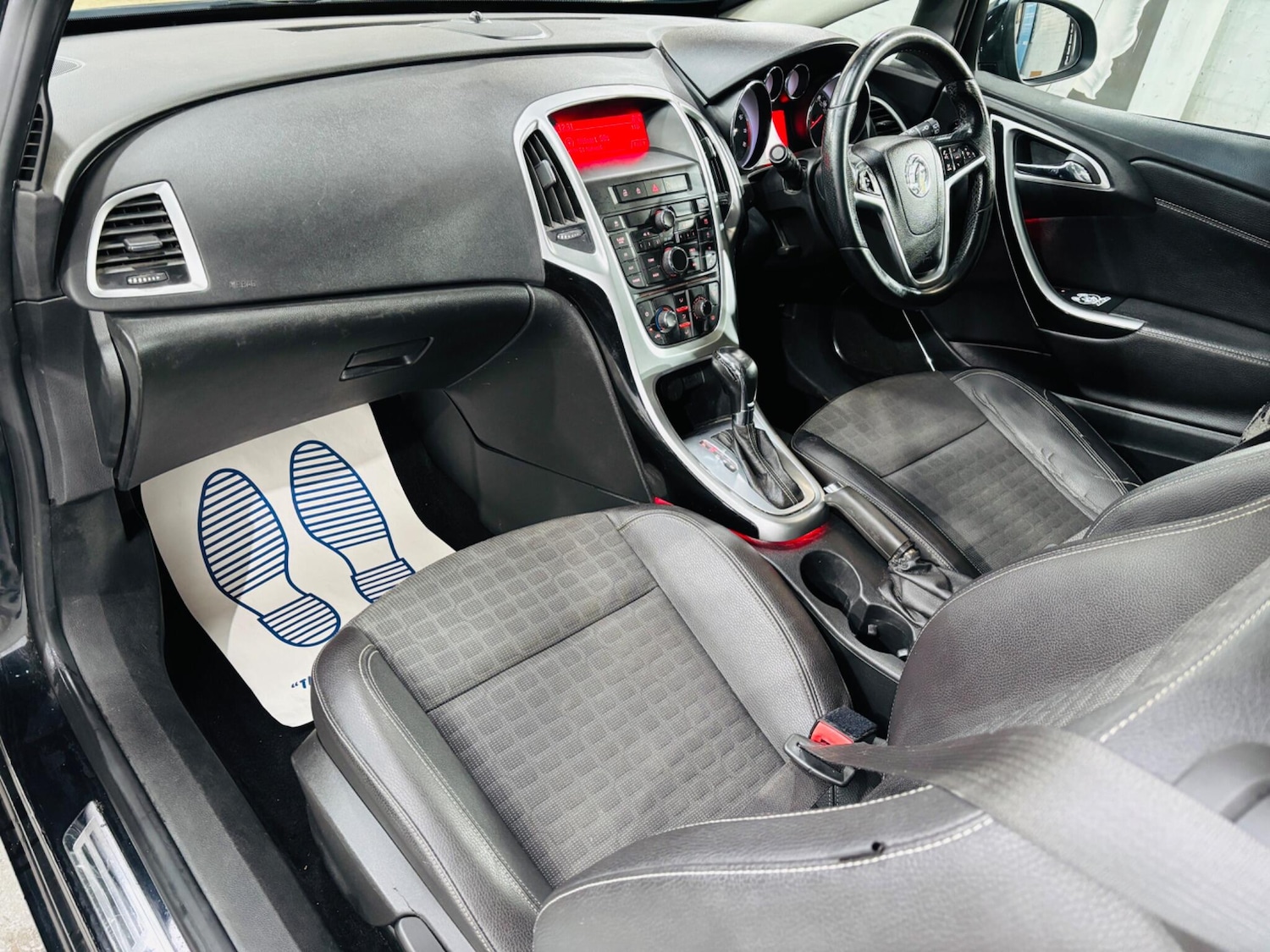 Used Vauxhall Astra GTC 2013 for sale - 77752885: Photo 14