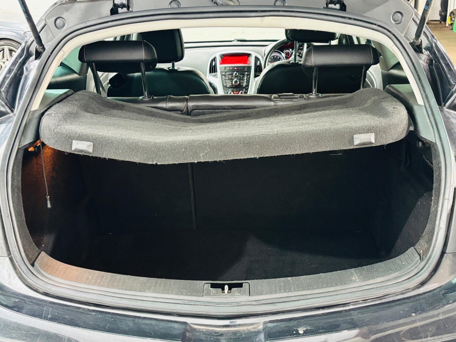 Used Vauxhall Astra GTC 2013 for sale - 77752885: Photo 27