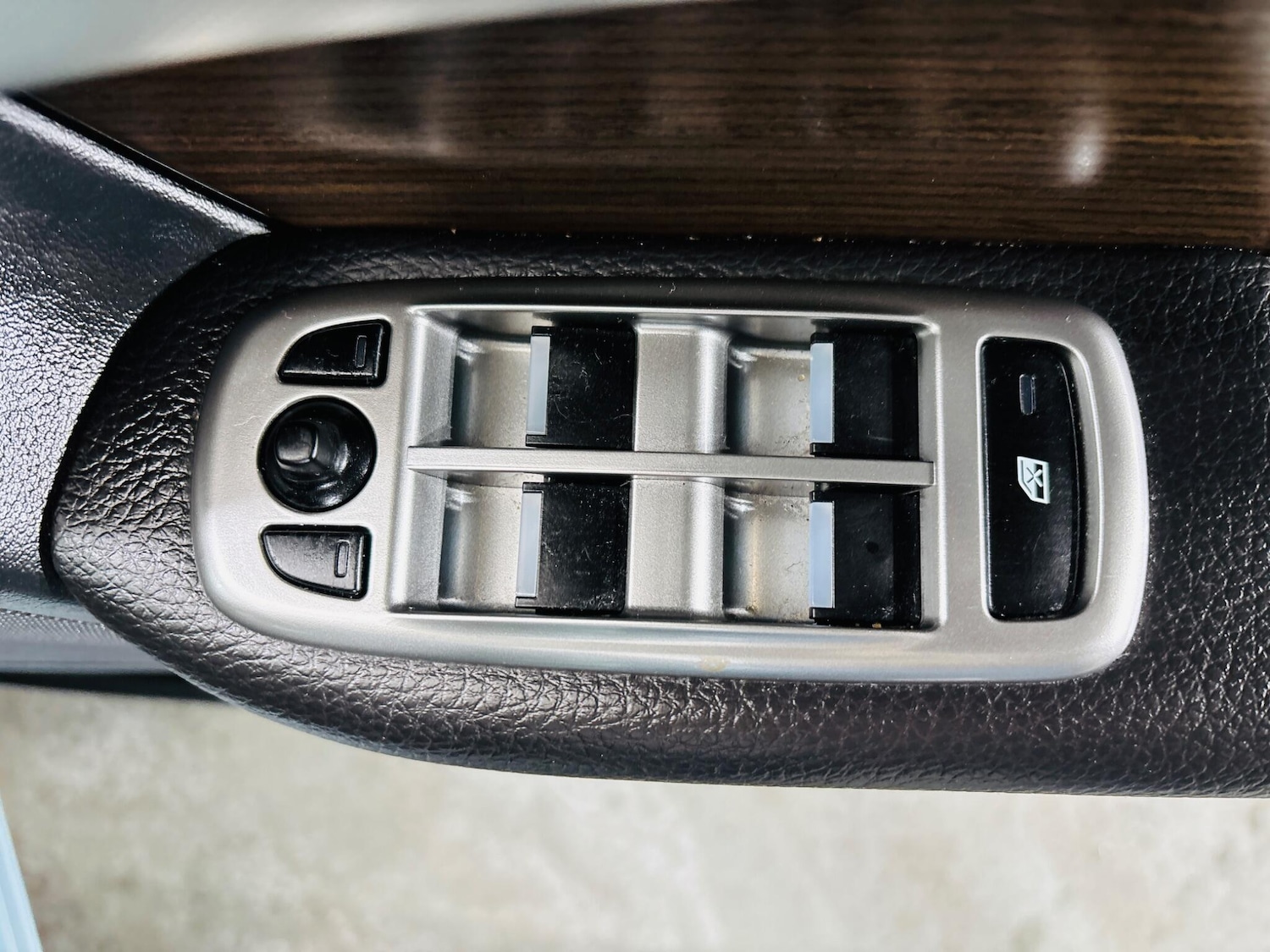 Used Jaguar XF 2013 for sale - 76398109: Photo 17