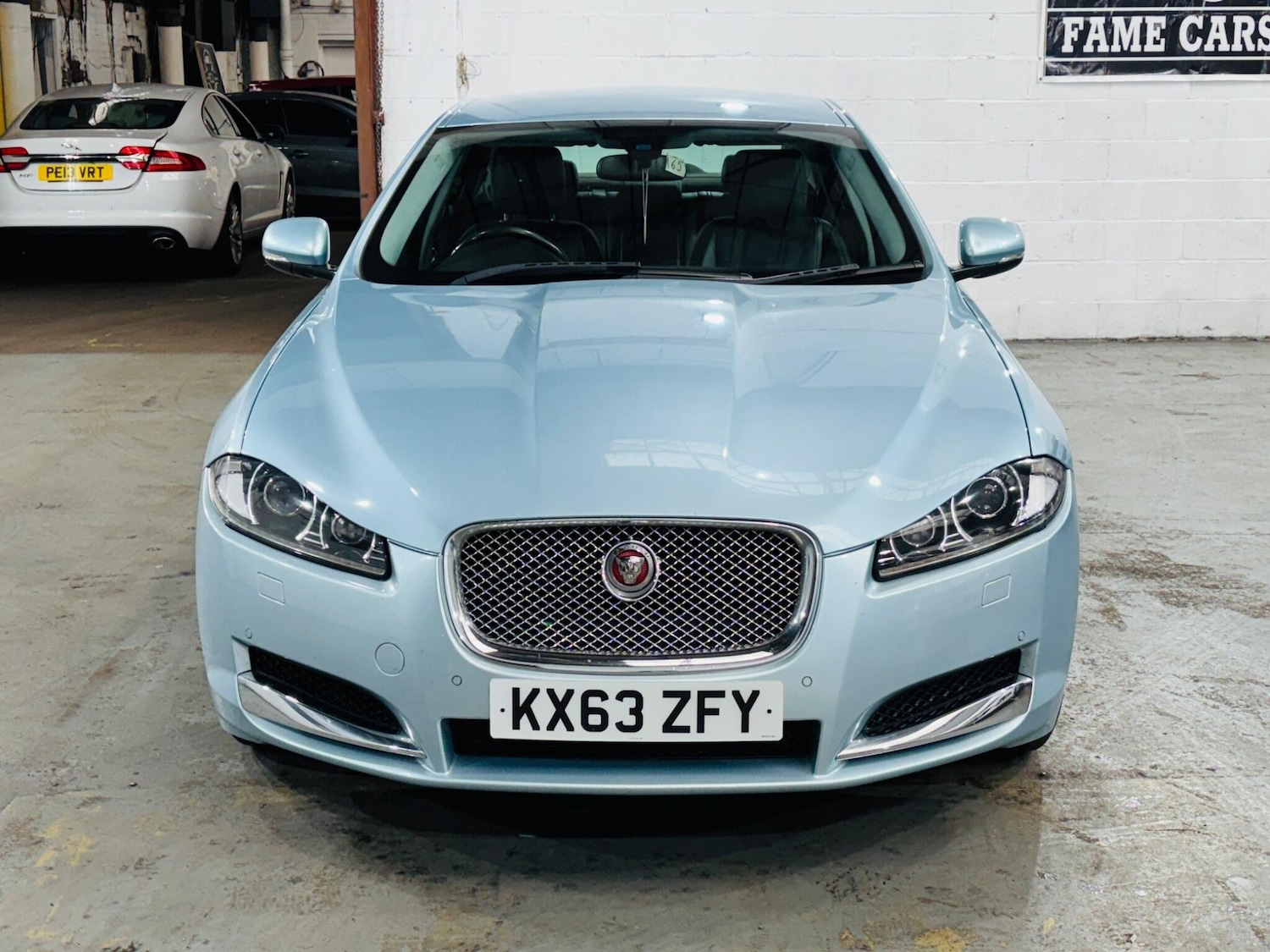 Used Jaguar XF 2013 for sale - 76398109: Photo 2