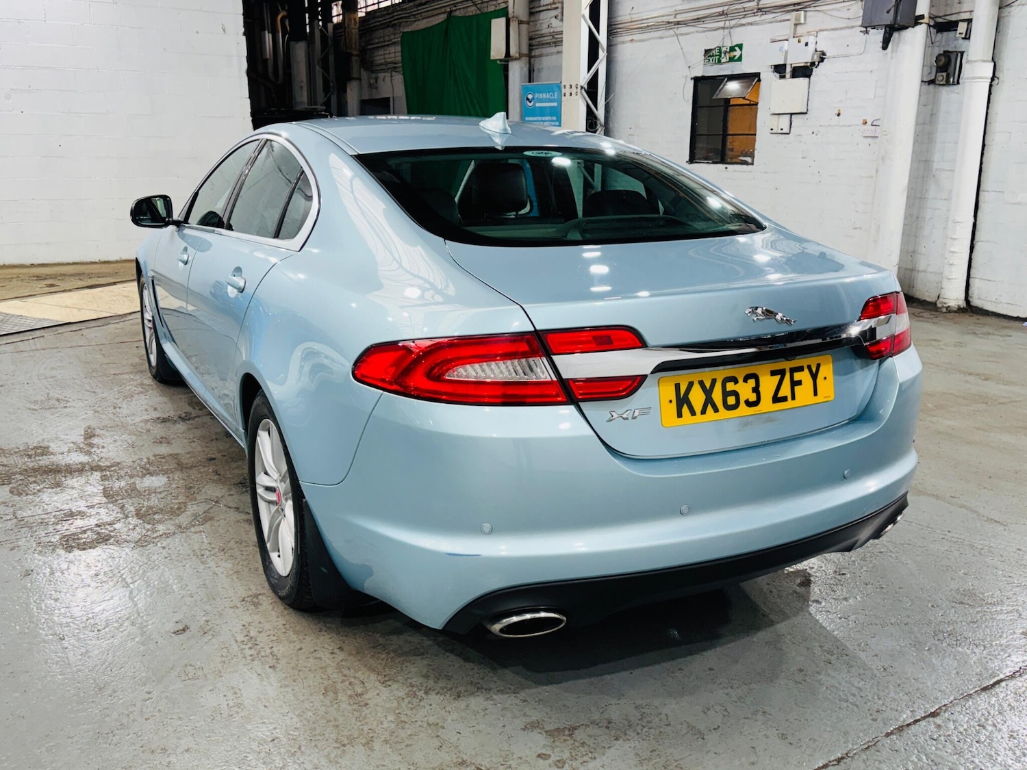Used Jaguar XF 2013 for sale - 76398109: Photo 7