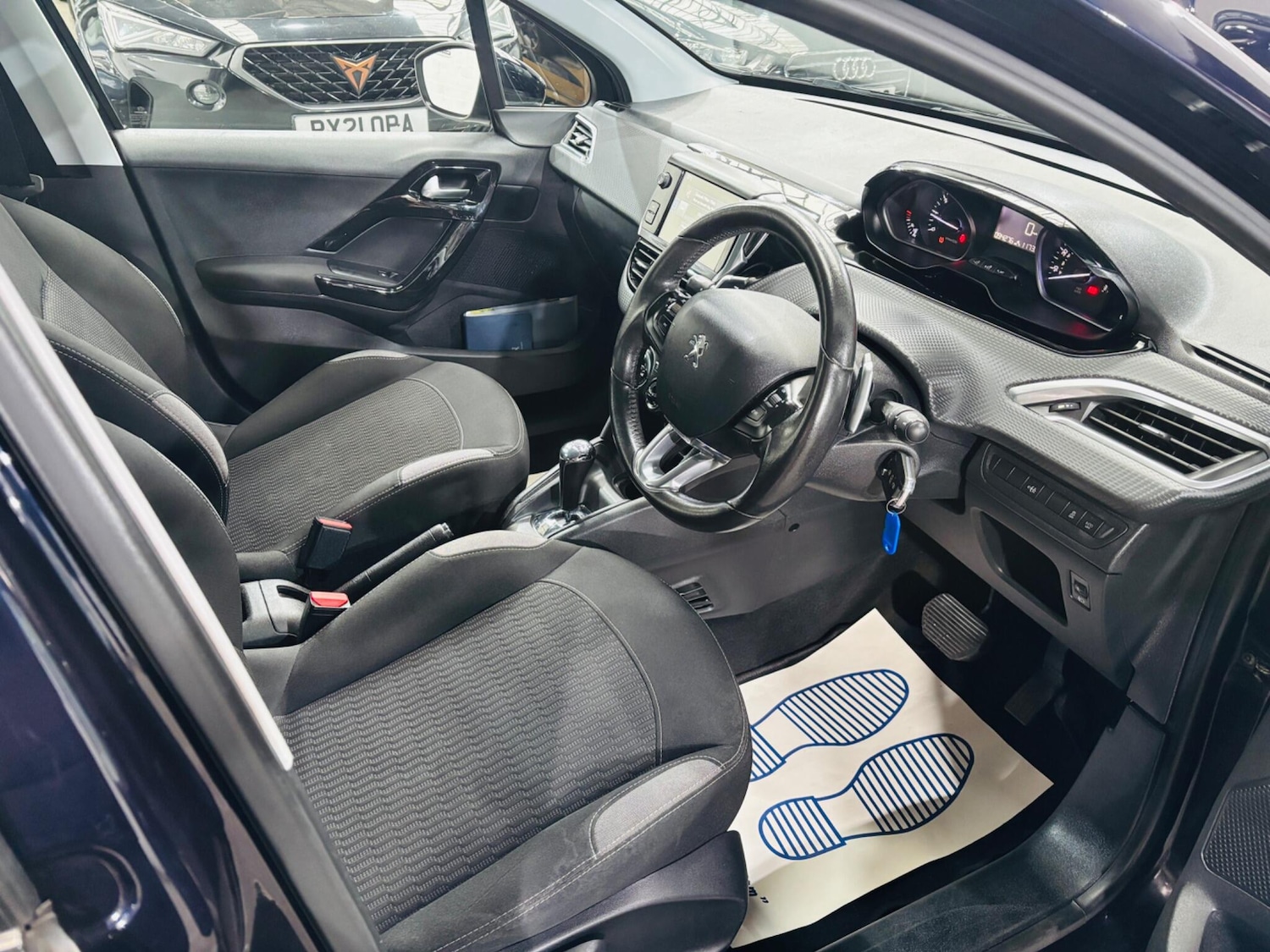 Used Peugeot 208 2017 for sale - 78046774: Photo 10