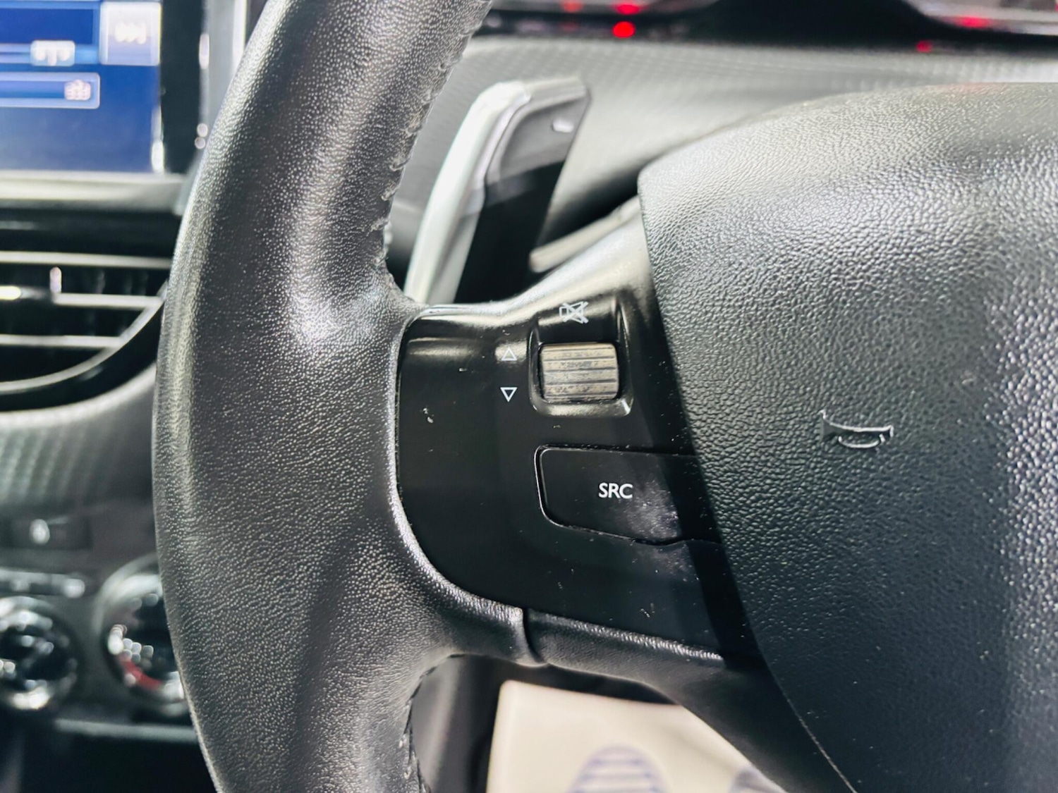 Used Peugeot 208 2017 for sale - 78046774: Photo 25