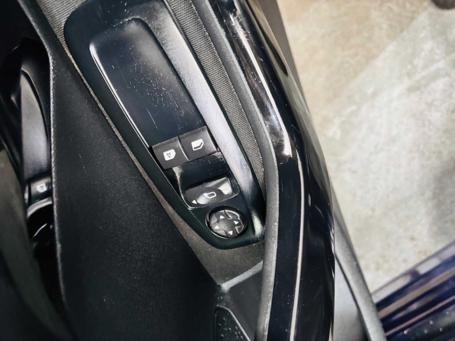 Used Peugeot 208 2017 for sale - 78046774: Photo 28