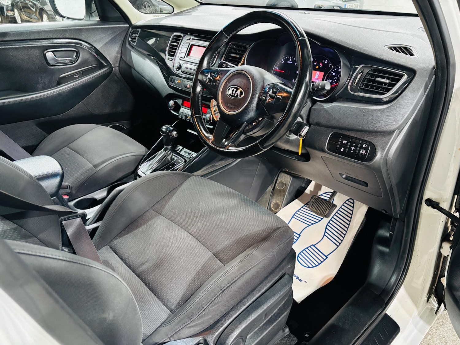 Used Kia Carens 2013 for sale - 77611778: Photo 10