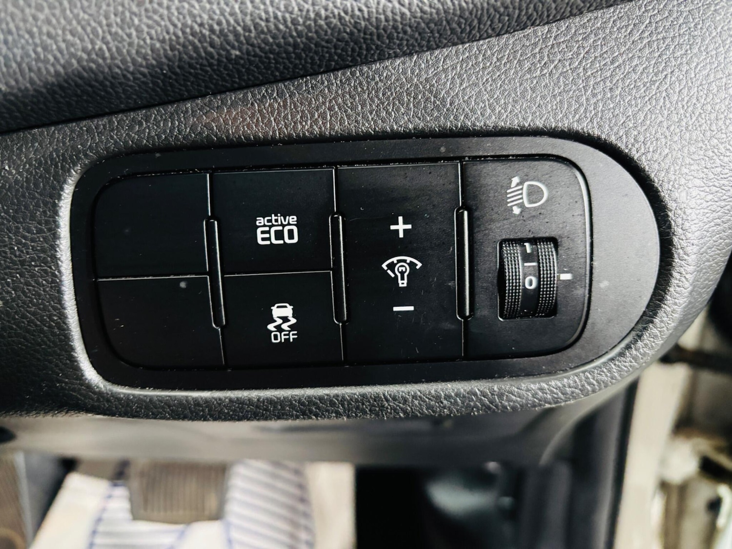 Used Kia Carens 2013 for sale - 77611778: Photo 20