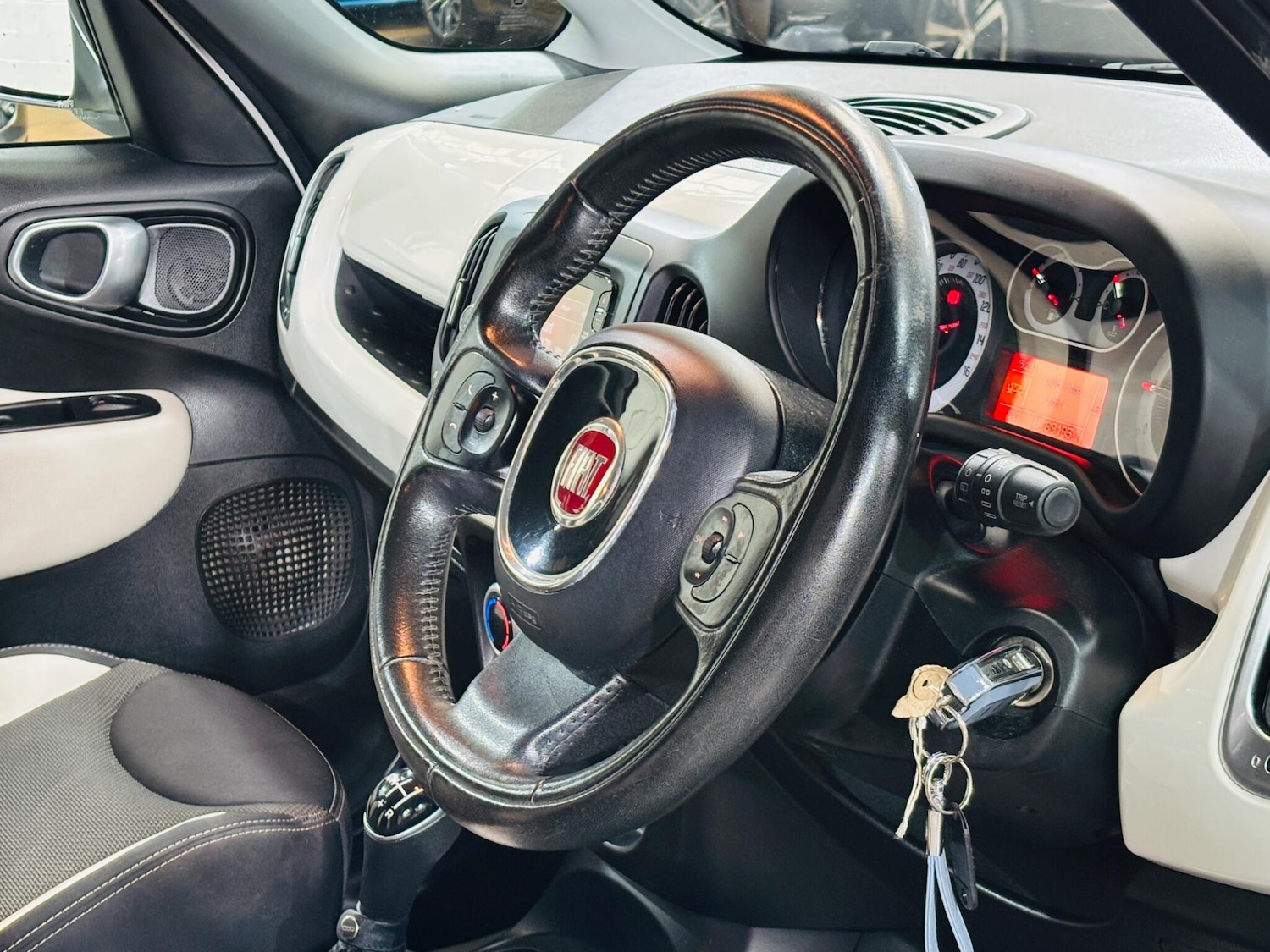 Used Fiat 500L for sale - 77625992: Photo 11