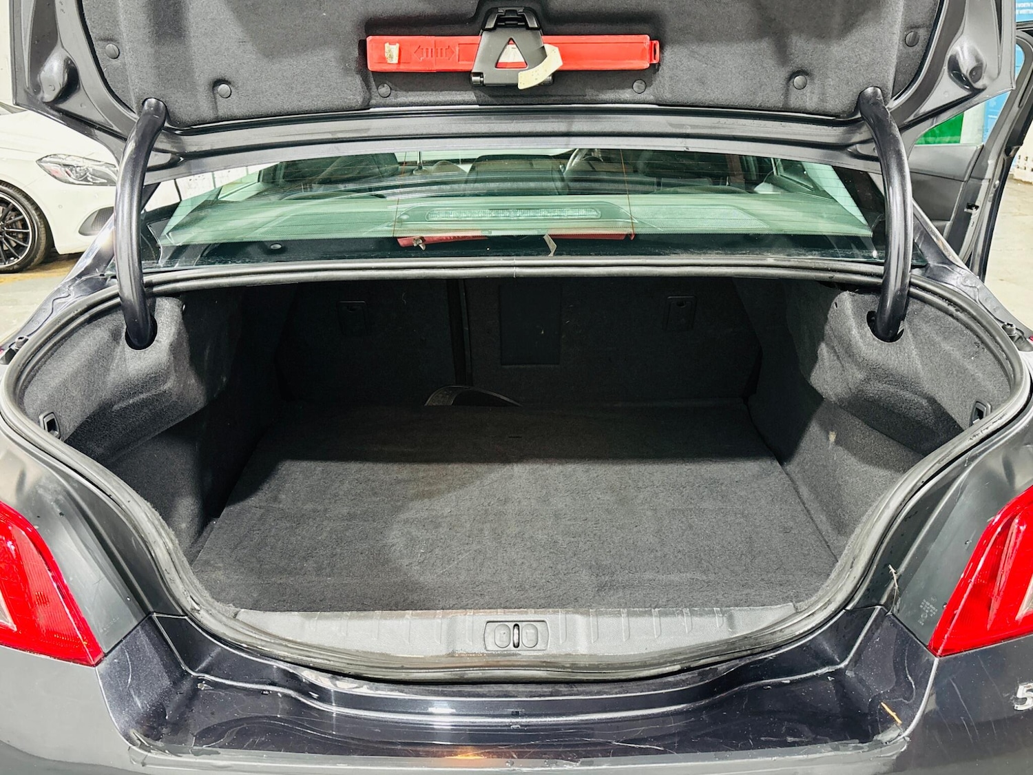 Vehicle 33