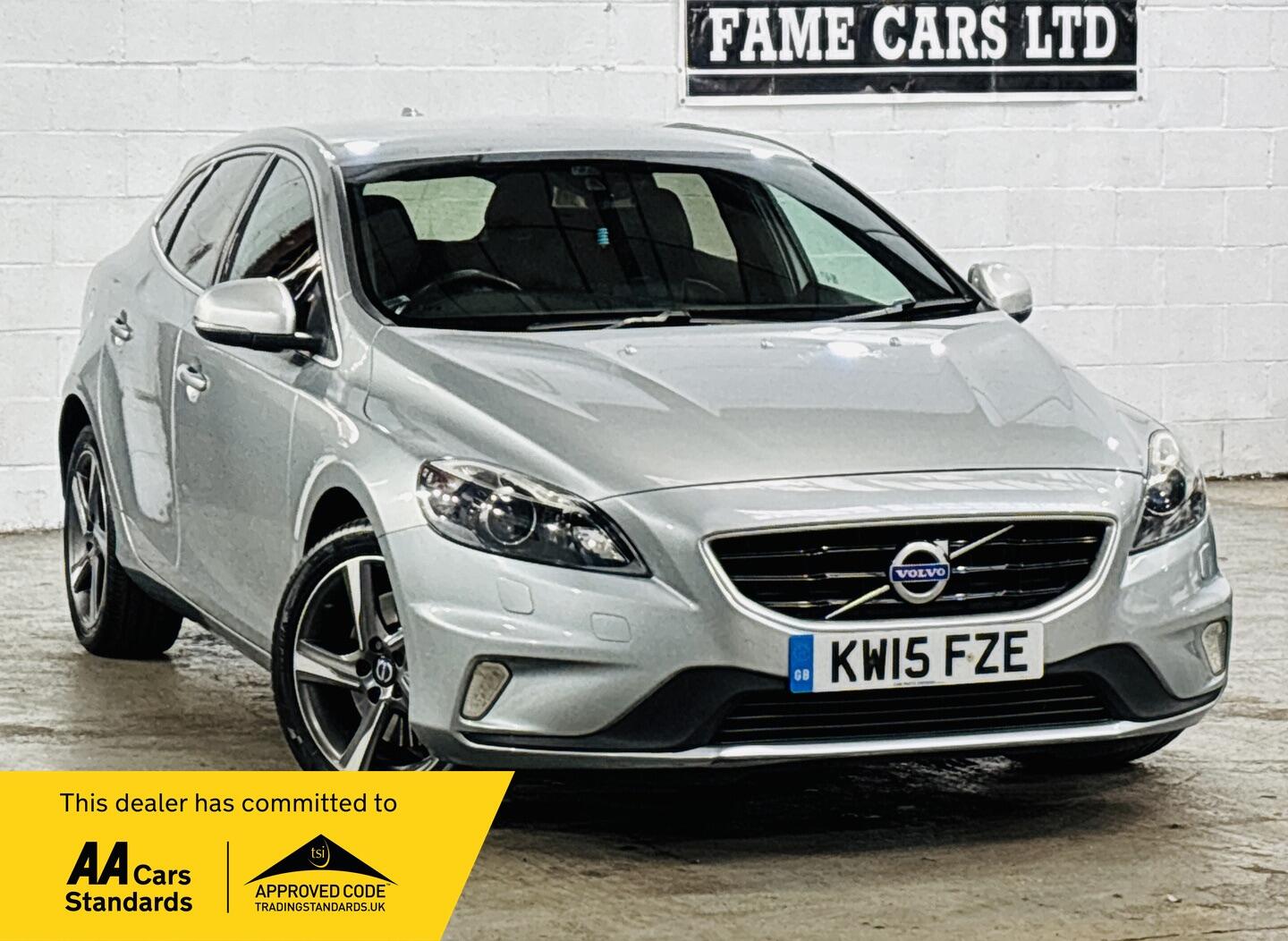 Used Volvo V40 2015 for sale - 76349787: Photo 1