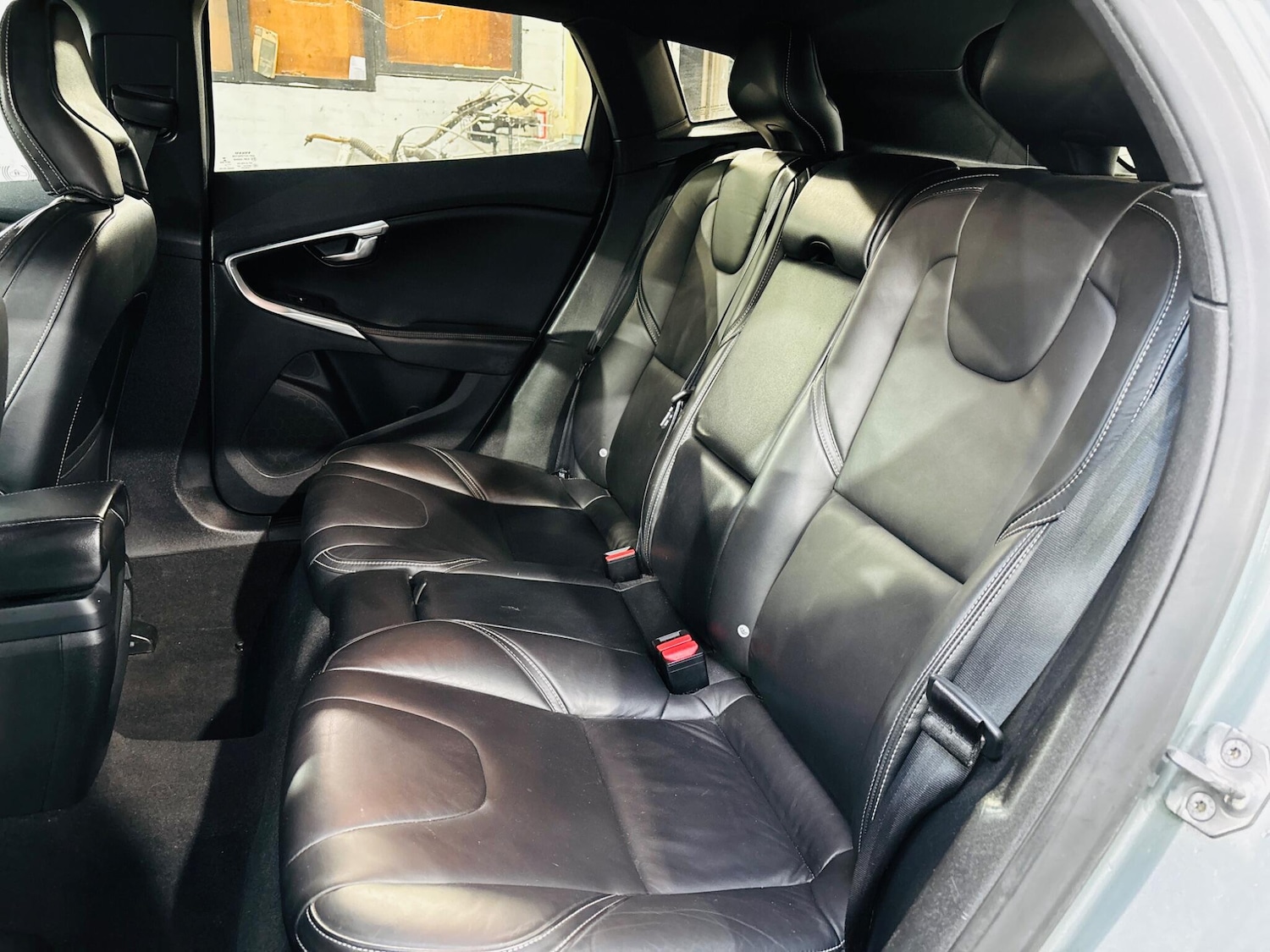 Used Volvo V40 2015 for sale - 76349787: Photo 16