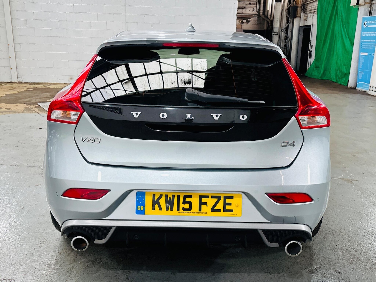 Used Volvo V40 2015 for sale - 76349787: Photo 6