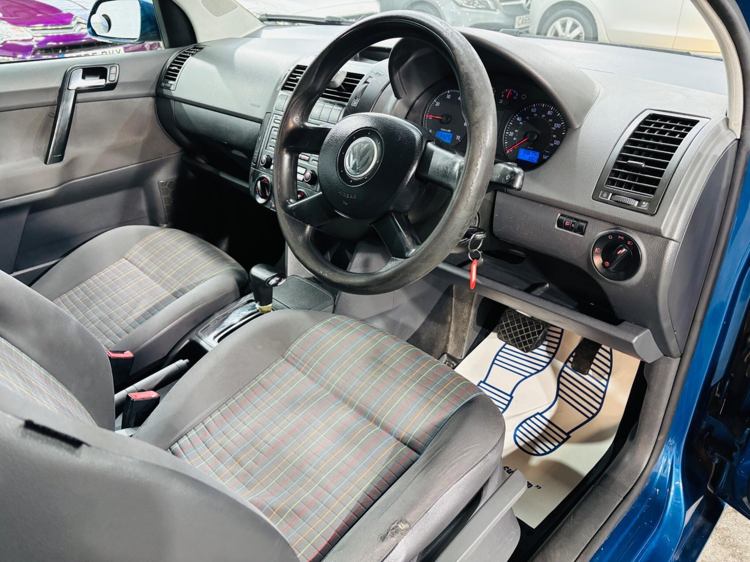 Used Volkswagen Polo 2006 for sale - 77108785: Photo 10